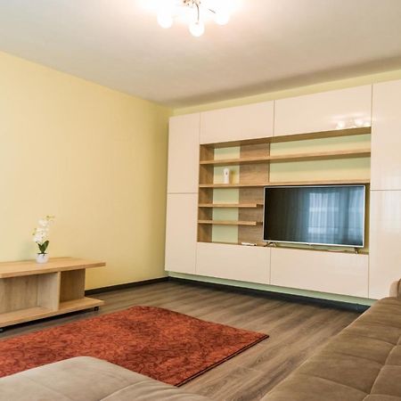 Apartament Carol Davila Piteşti Exterior foto